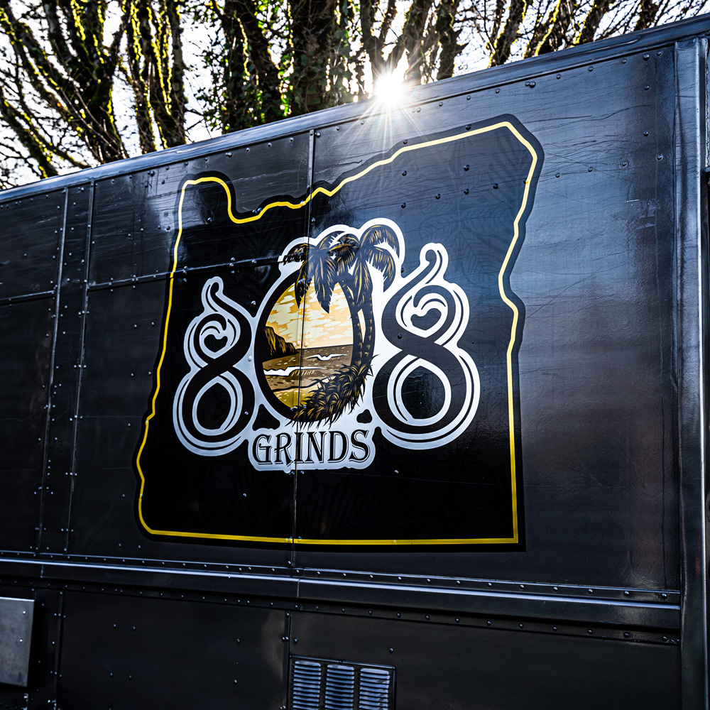 Custom WordPress website designed for 808 Grinds, a Hawaiian food restaurant, by Rebrand Media Agency in Oregon